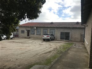 629 m² Industrial space in George Industria