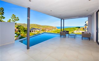 4 Bedroom House in Pezula Golf Estate