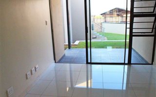 2 Bedroom Townhouse in Redstone Country Estate