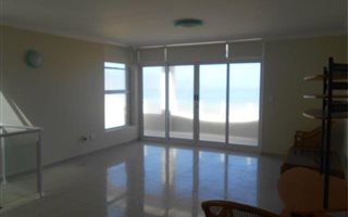 3 Bedroom House in Bloubergstrand