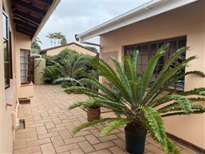 3 Bed Townhouse in Umtentweni