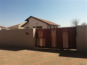 3 Bed House in Dobsonville