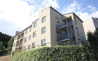 1 Bedroom Flat in Chase Valley