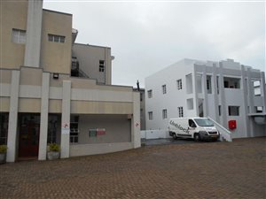 2 Bed Apartment in Paarl