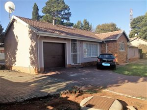 3 Bed House in Dersley
