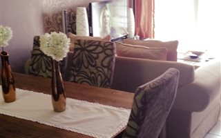 2 Bedroom House in Arboretum