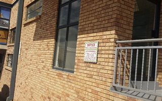 600 m² Industrial space in Ormonde
