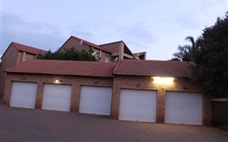 2 Bedroom Apartment in Faerie Glen