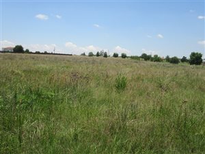 1.1 ha Land available in Grootfontein Estate
