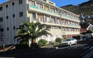 1 Bedroom Apartment in Fish Hoek