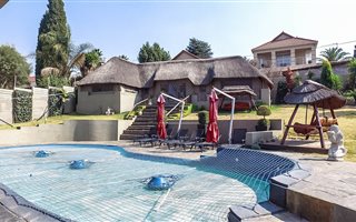 4 Bedroom House in Dewetshof