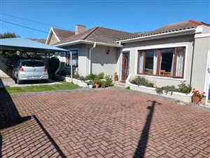 3 Bed House in Fish Hoek