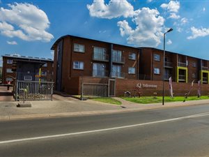 2 Bed Apartment in Montana Park