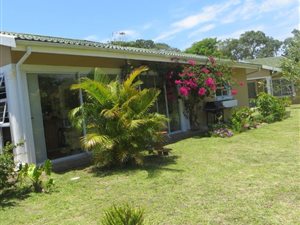 3 Bed Townhouse in Uvongo