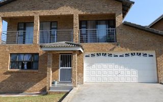 3 Bedroom Duplex in Malvern