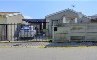 3 Bedroom Townhouse in Vredekloof