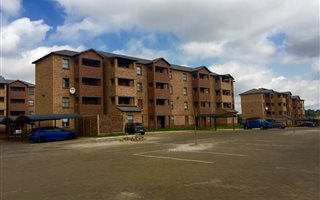2 Bedroom Apartment in Heuweloord