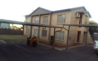 2 Bedroom Townhouse in Waterval East