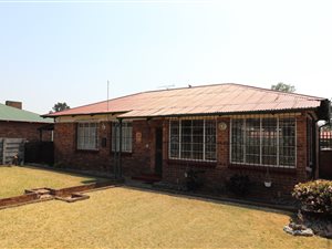 3 Bed House in Paul Krugers Resort