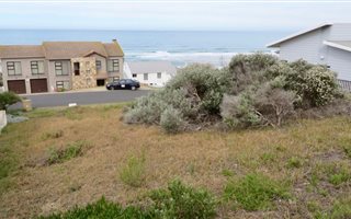 558 m² Land available in Pienaarstrand