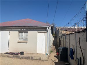 8 Bed House in Brixton