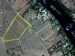 6.6 ha Land available in Lindequesdrif