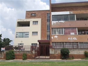 2 Bed Apartment in Kenilworth