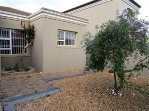3 Bed House in Parklands