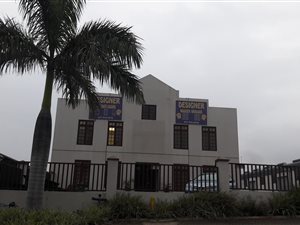 160 m² Industrial space in Umbogintwini