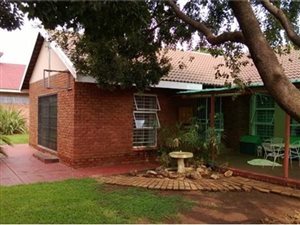 4 Bed House in Ifafi