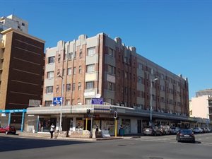 Commercial space in Beachfront