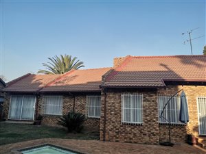 3 Bed House in Boat Lake Village
