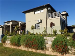 3 Bed Townhouse in Hartenbos Landgoed
