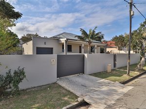 4 Bed House in Baysville