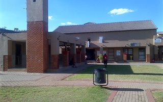 0.5 Bedroom Apartment in Ebony Park