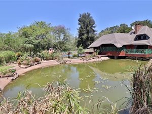 4 Bed Townhouse in Kloof