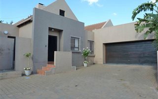 3 Bedroom House in Woodmead