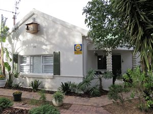 3 Bed House in Somerset West Central