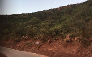 1000 m² Land available in Presidentsrus
