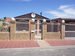 3 Bed House in Heather Park