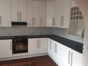 3 Bed House in Richmond Hill