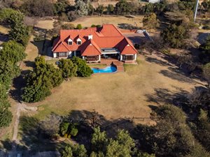 4 Bed House in Blue Hills Country Estate