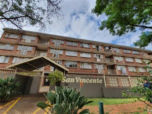 3 Bed Apartment in Sinoville