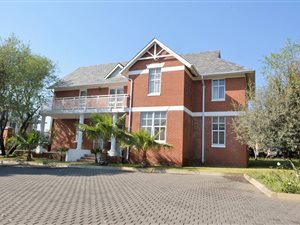 148 m² Commercial space in Dainfern
