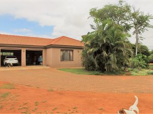 4 Bed House in Broadlands