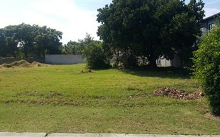 860 m² Land available in Mzingazi Golf Estate