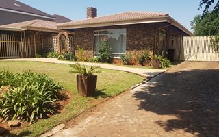 4 Bedroom House in Parkrand