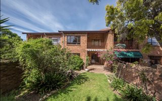 3 Bedroom Townhouse in Die Wingerd