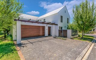 4 Bedroom House in La Pastorale