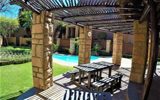 1 Bedroom Apartment in Pineslopes